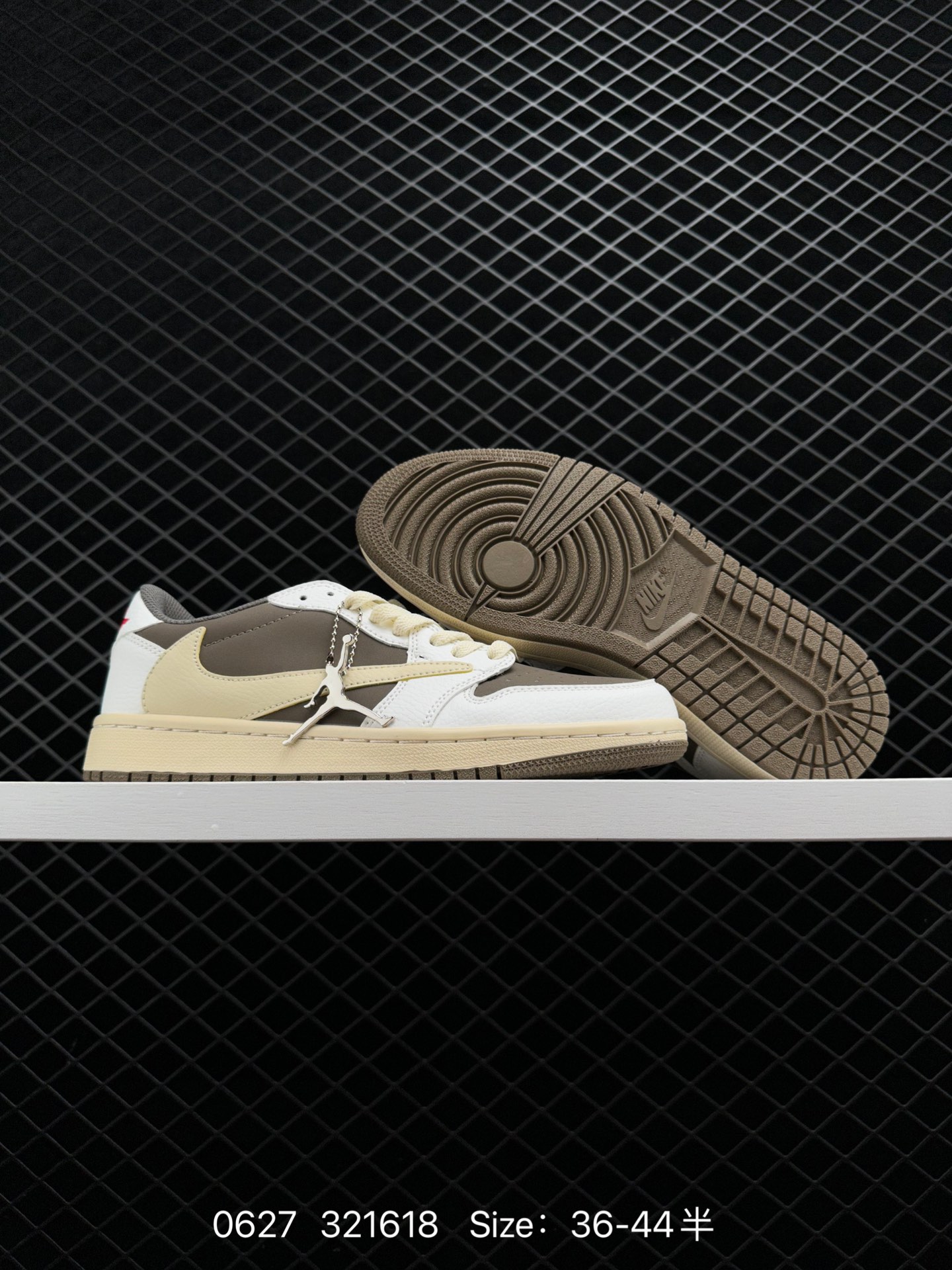 Travis Scott x Nike Air Jordan 1 Low OG